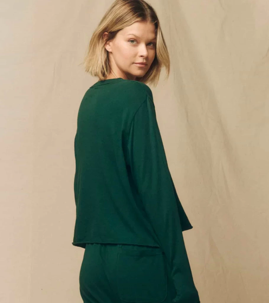 THE GREAT Women's Long Sleeve Crop Top in Green Grove - Atelier Talia Sol Collection